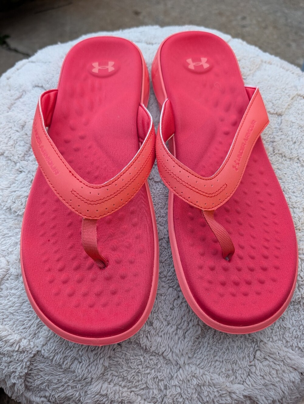 NWT Under Armour Coral Pink Flip Flops Size 12
